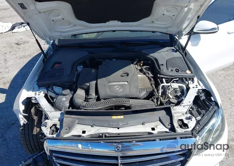 2018 Mercedes-Benz E 300 from USA, damaged, VIN WDDZF4JB9JA309108